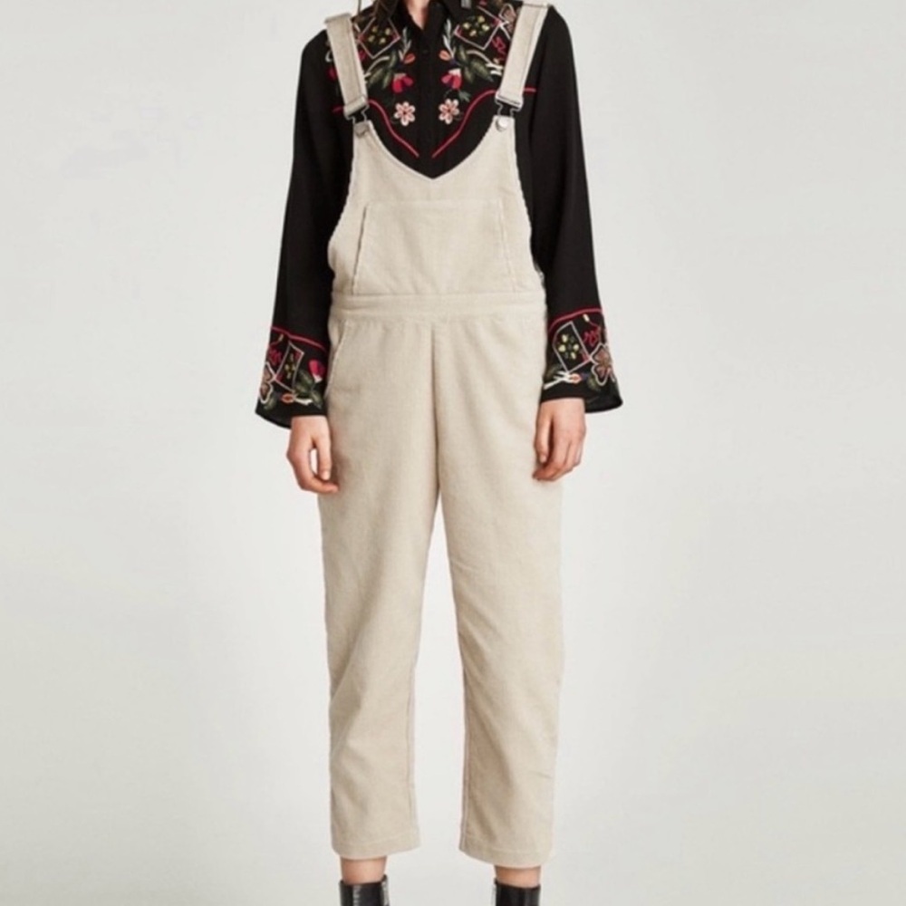 🔥Zara Corduroy Overalls
